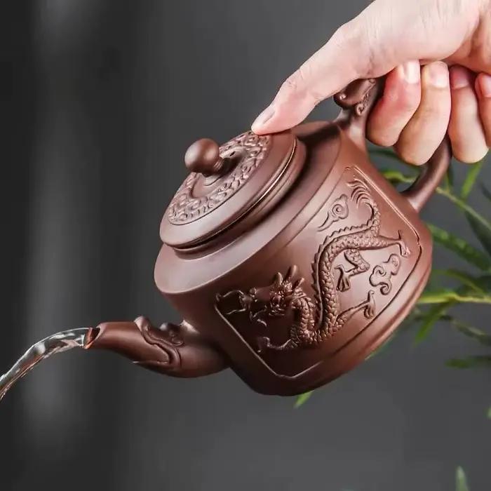 Théière Kung Fu 360ml en Argile Violette avec 4 Tasses Filtre Brassage Pu Erh Occasions Spéciales À Offrir