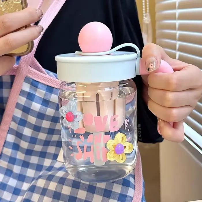 Mignonne tasse en verre à motif de dessin animé avec paille et infuseur à thé