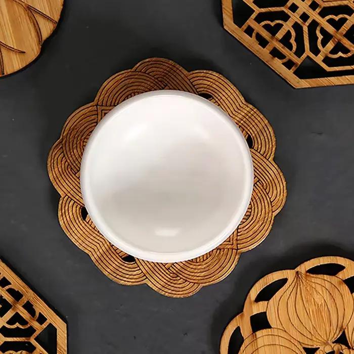 Sous-verres en forme de fleur de lotus en coton et polyester pour protéger les surfaces de tasses de thé, café et boissons décoratives pour la maison et la cuisine