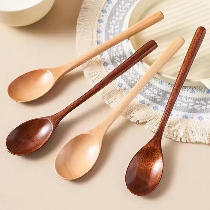 Cuillère en bois restauration outils de cuisine soupe