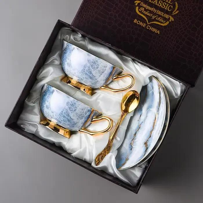 Ensemble de tasses à café Sophia style rétro luxueux en céramique avec motif floral pour usage domestique et professionnel occasions spéciales