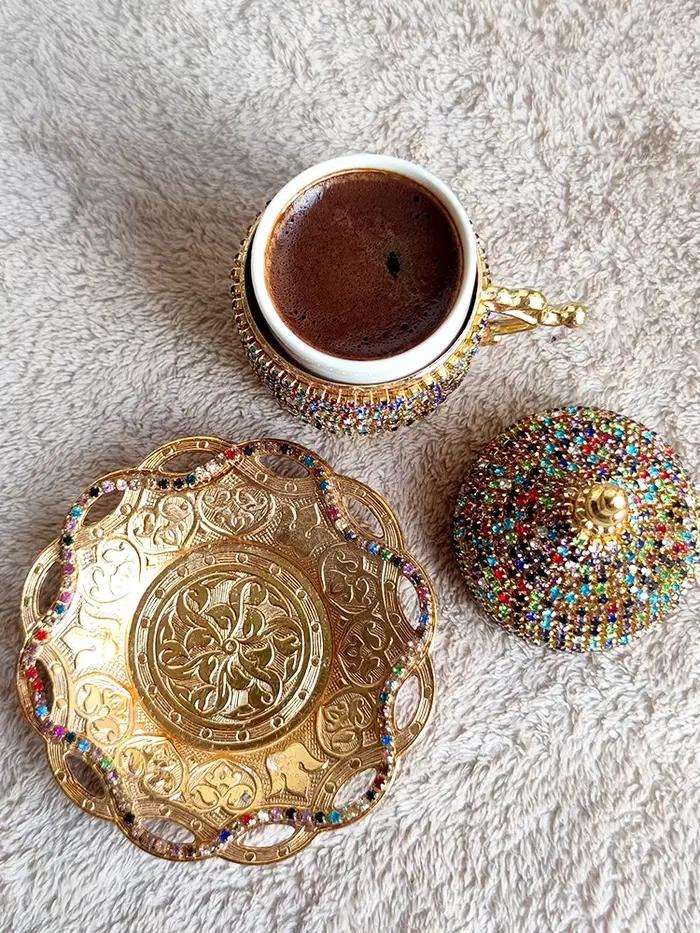 Tasse à café légère de luxe