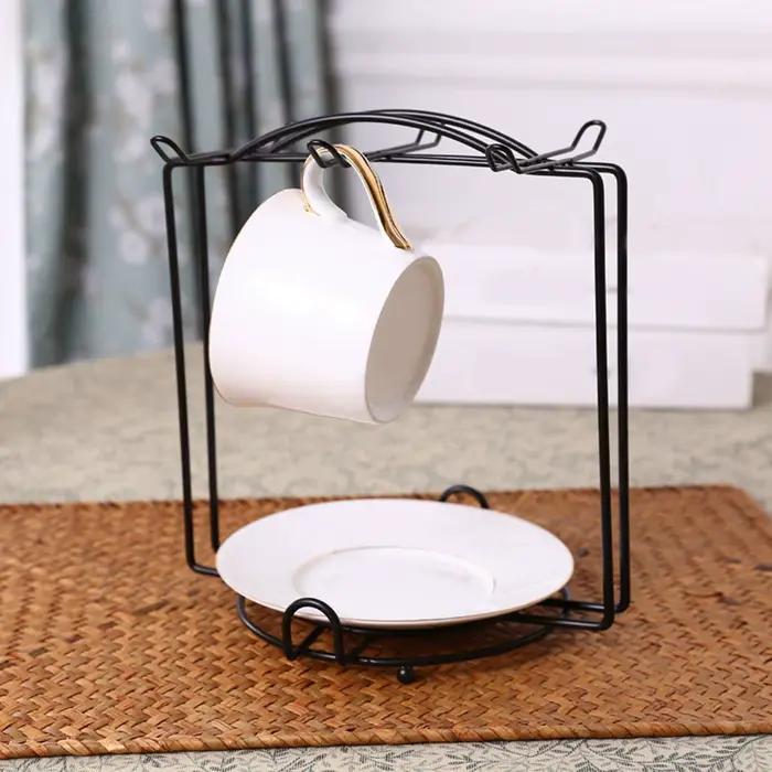 Présentoir pour tasses à café et soucoupes