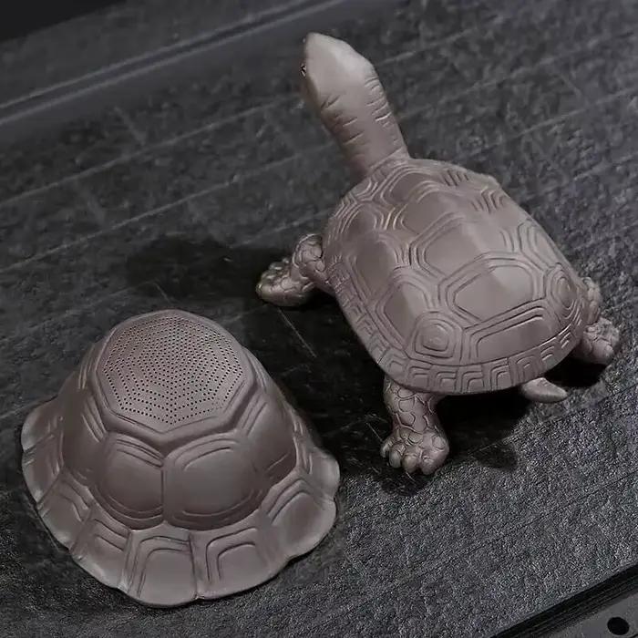 Filtre à thé en forme de tortue en porcelaine transparente ou violette pour rituel de thé élégant et décoratif occasions spéciales