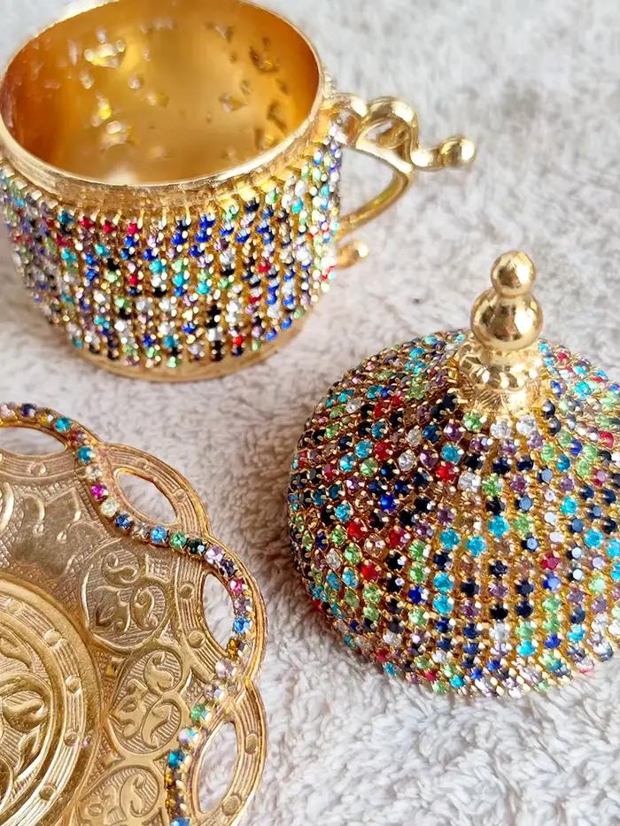 Tasse à café légère de luxe