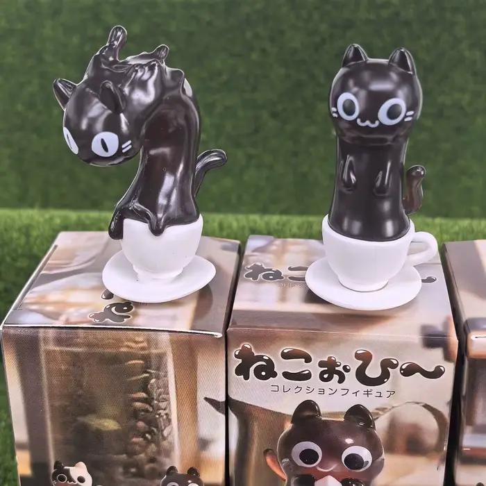 Figurine de chat liquide Transparent