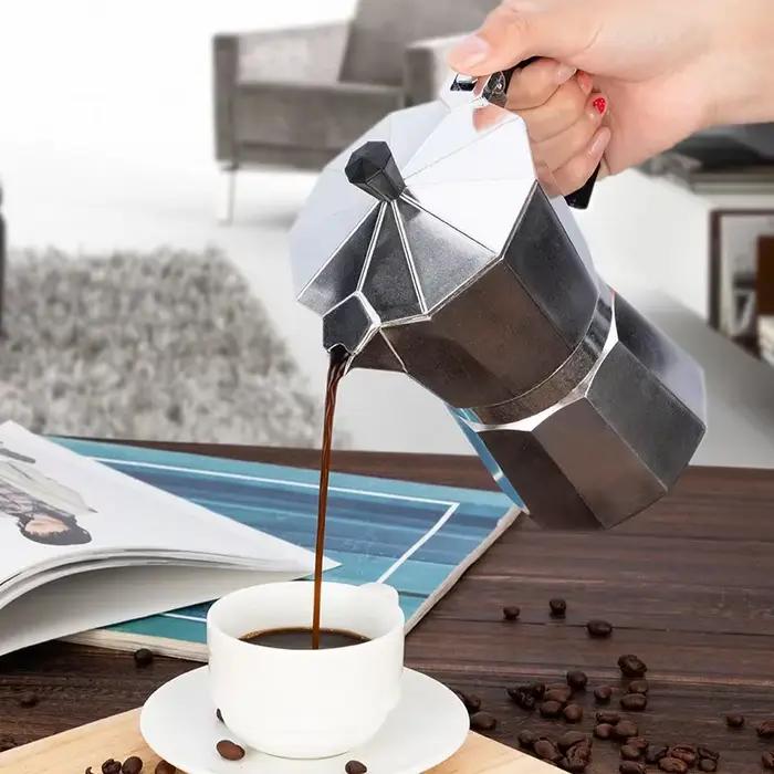 Cafetière portable en aluminium