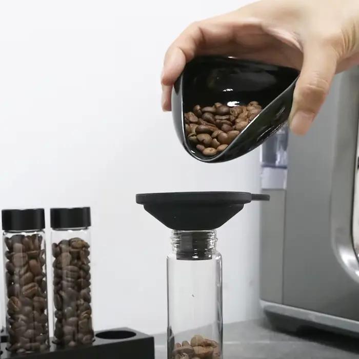 Conteneur de stockage de grains de café avec couvercle respirant