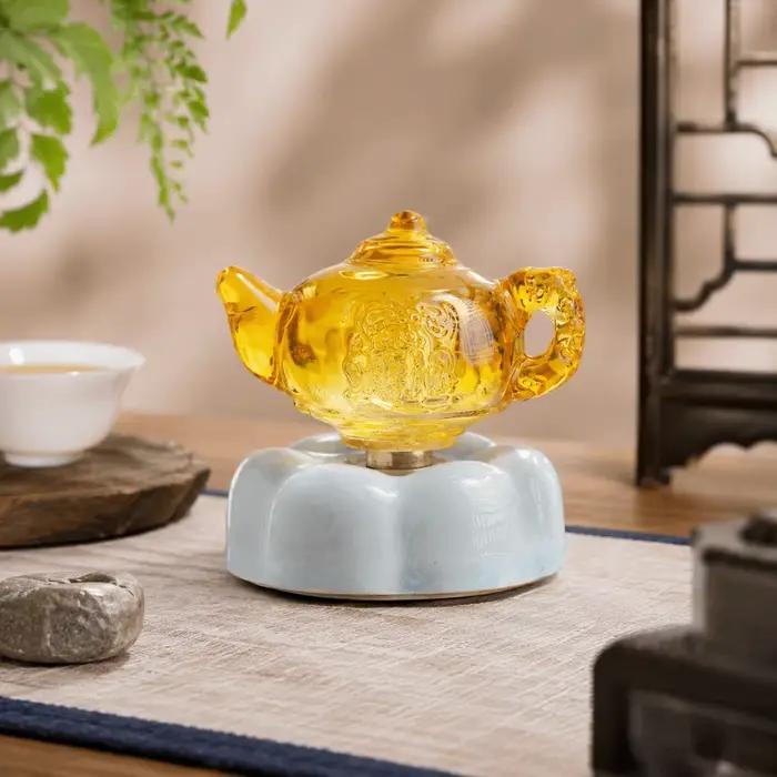 Figurine de dessin animé en céramique avec mini théière rotative décorative pour intérieur et cadeaux spéciaux