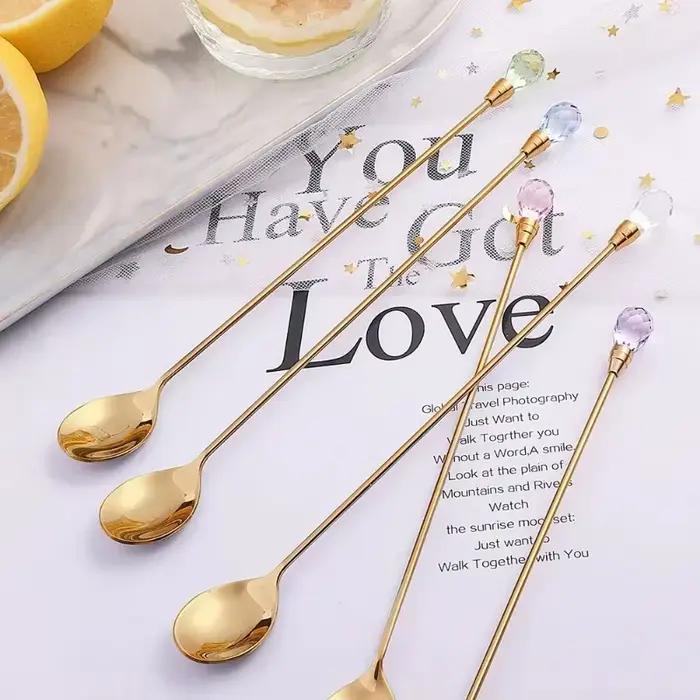 Cuillère à café en diamant longue pour café crème glacée dessert cocktail élégante à offrir occasions spéciales