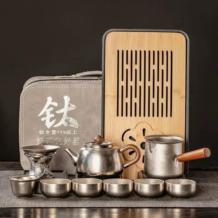 Ensemble de service à thé en titane pur avec plateau en bambou pour amateurs de thé occasions spéciales cadeau de luxe