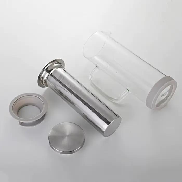 Cafetiere a infusion froide hermetique pour cafe glacé et the glacé modern design pour preparation facile et rafraichissante