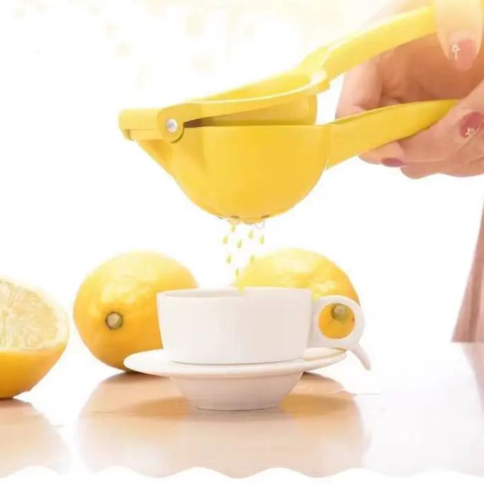 Pince à citron manuelle