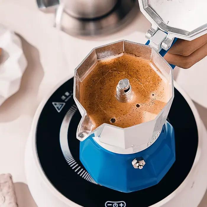Ensemble d'Accessoires de Café à Moka Aluminium avec Poignée Vintage pour Fêtes Familiales et Escapades Extérieures
