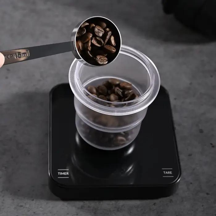 Tasse doseuse de café empilable