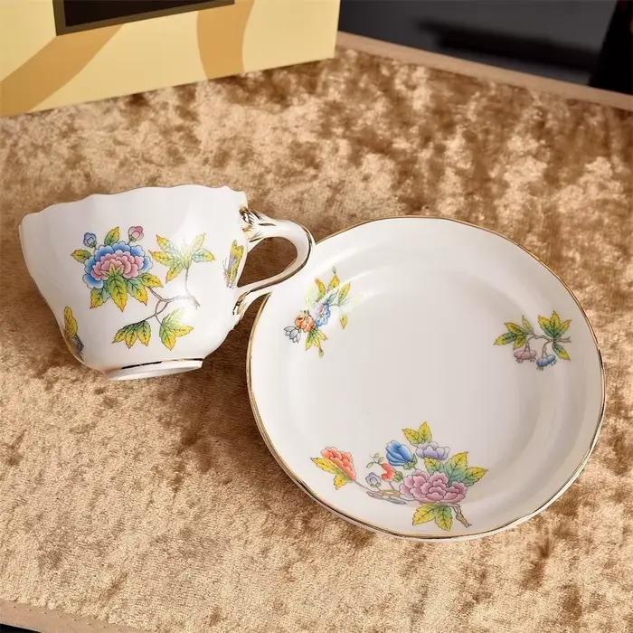 Tasse à café et soucoupe de thé de l'après-midi créatives, impression de fleurs et d'oiseaux, ensemble de tasses à thé noires, fournitures de cuisine, cadeau pour occasions spéciales