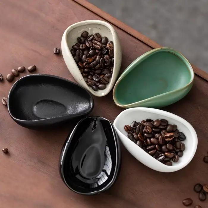 Plateaux de dosage de grains de café