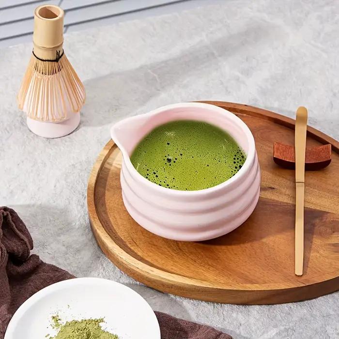 Bol Matcha traditionnel japonais en céramique