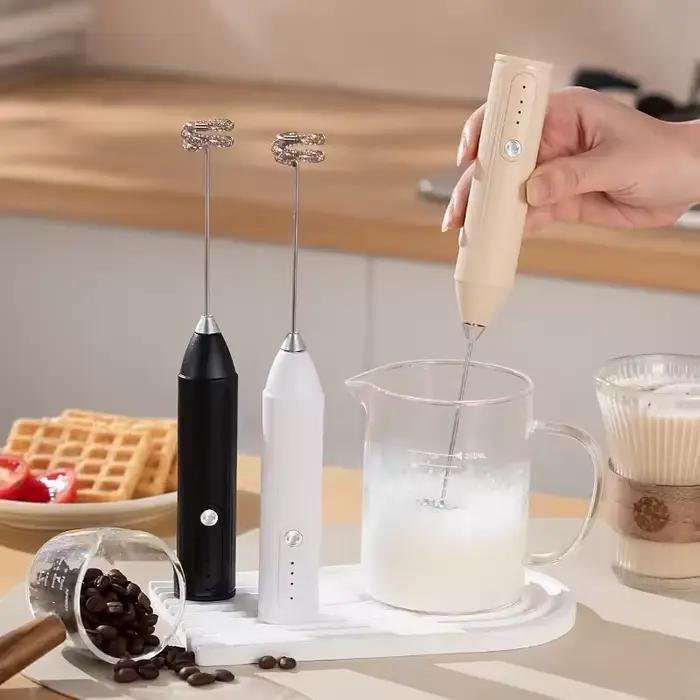Mousseur à lait électrique et batteur à main 3-en-1
