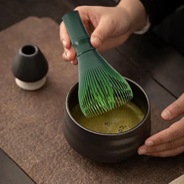 Nouvel ensemble fouet à matcha avec support