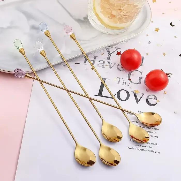 Cuillère à café en diamant longue pour café crème glacée dessert cocktail élégante à offrir occasions spéciales