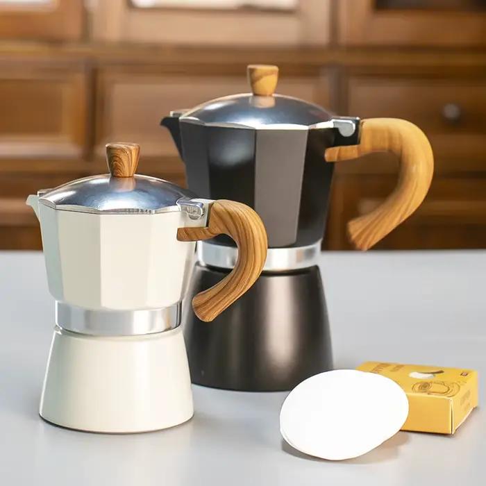 Cafetière moka classique avec poignée